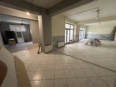 Kirayə verilir obyekt 107 m² — Bakı, Yeni Yasamal 107.00 m²
