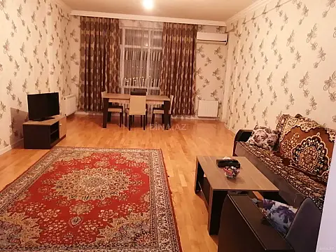 Kirayə verilir 3 otaqlı mənzil 130 m² — Bakı 3 otaq 130.00 m²