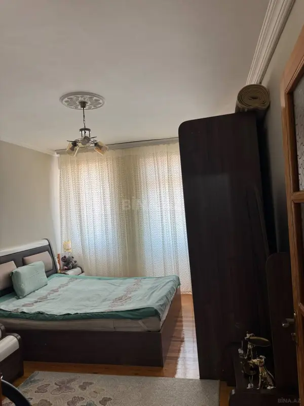 Satılır 2 otaqlı mənzil 67.5 m²