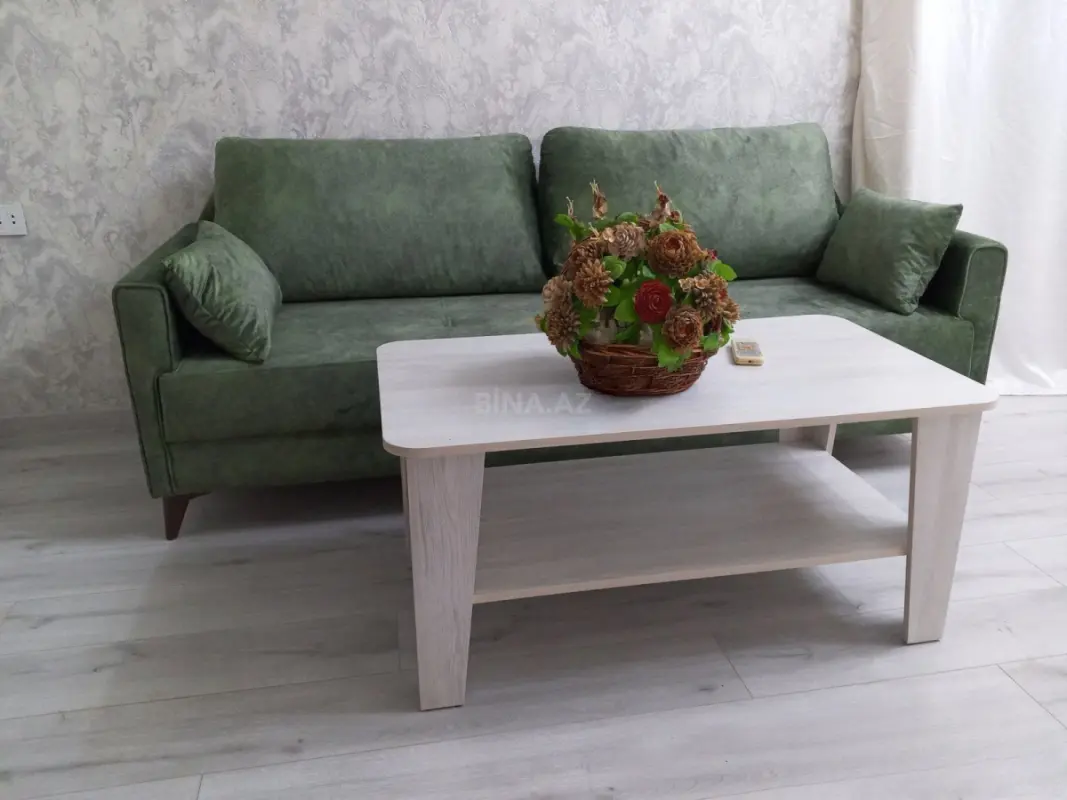 Kirayə verilir 3 otaqlı mənzil 100 m²