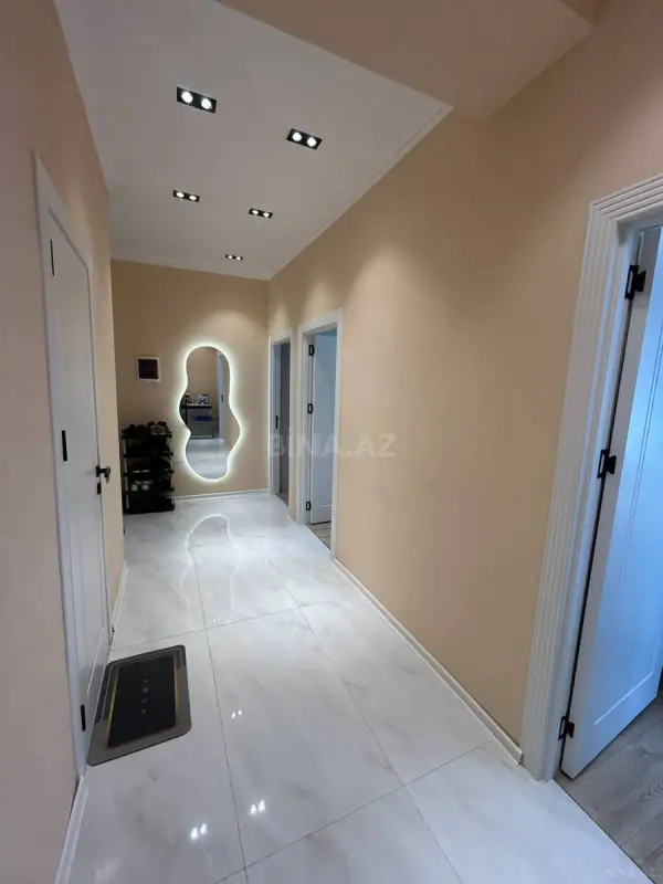 Satılır 3 otaqlı mənzil 84.5 m²