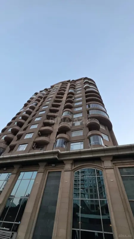 Kirayə verilir 3 otaqlı mənzil 120 m²