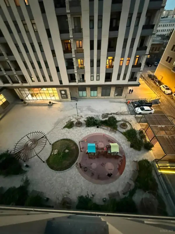 Satılır 2 otaqlı mənzil 53 m²