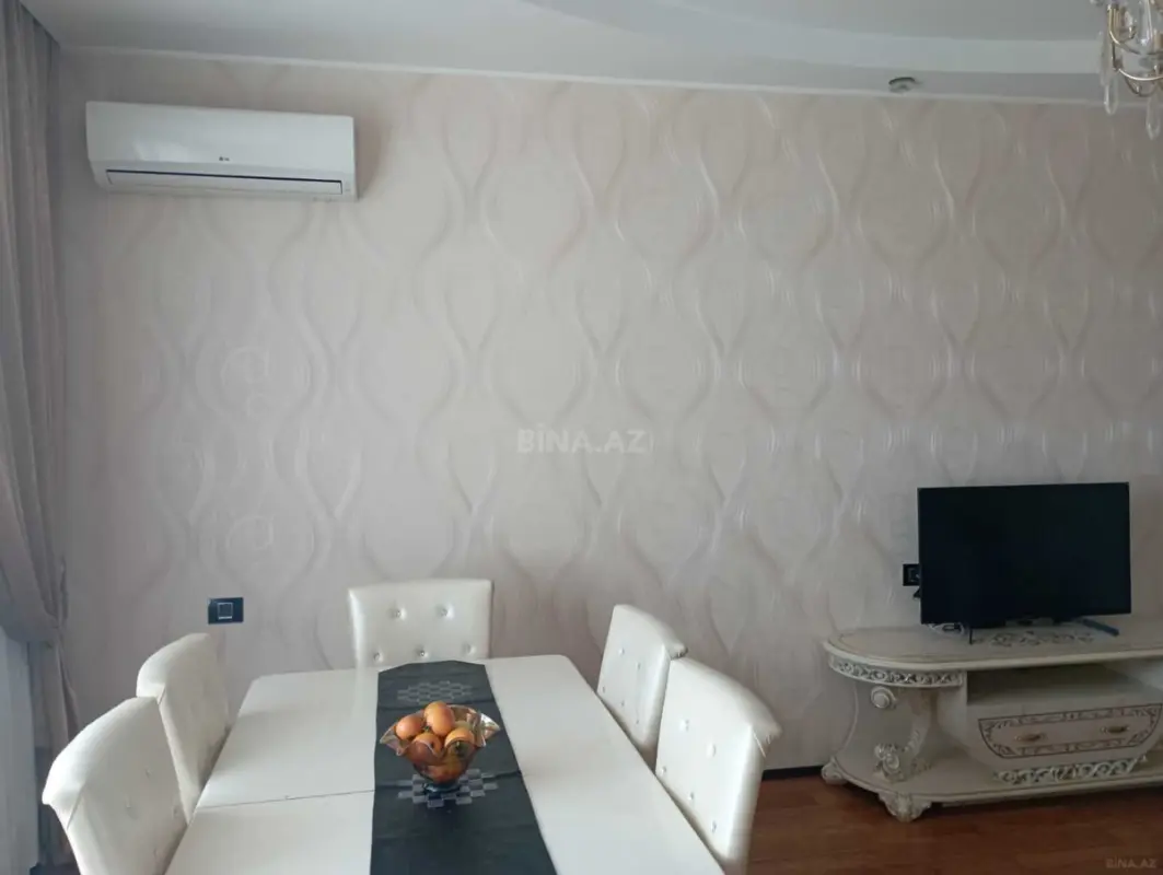 Kirayə verilir 3 otaqlı mənzil 150 m²