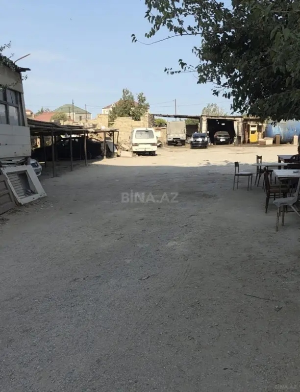 Satılır obyekt 209 m²
