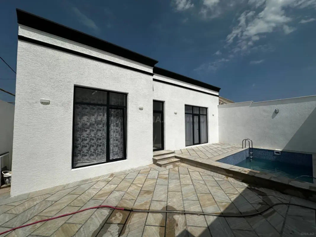 Satılır 4 otaqlı həyət evi 140 m²