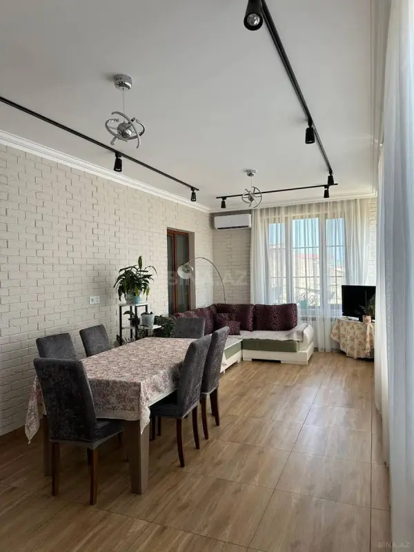 Kirayə verilir 3 otaqlı mənzil 120 m²