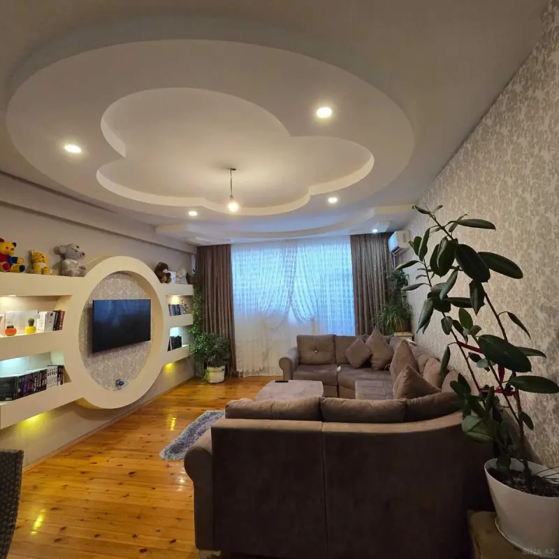 Satılır 4 otaqlı mənzil 126 m²