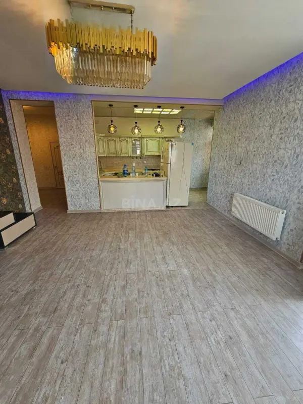 Satılır 3 otaqlı mənzil 129 m²
