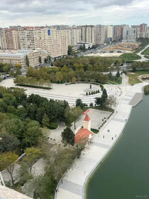 Satılır 2 otaqlı mənzil 65 m²