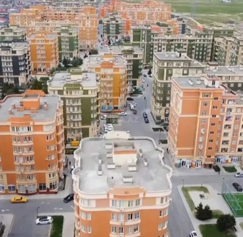 Satılır 3 otaqlı mənzil 92 m²