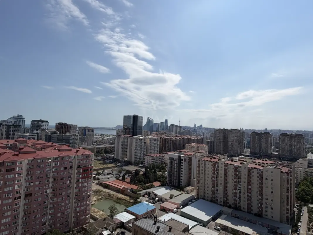 Satılır 2 otaqlı mənzil 66.2 m²