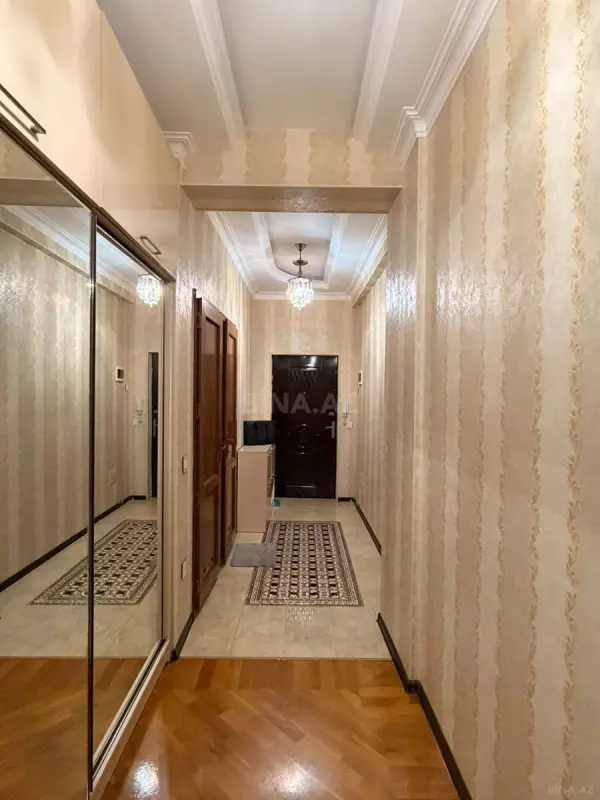 Kirayə verilir 3 otaqlı mənzil 110 m²