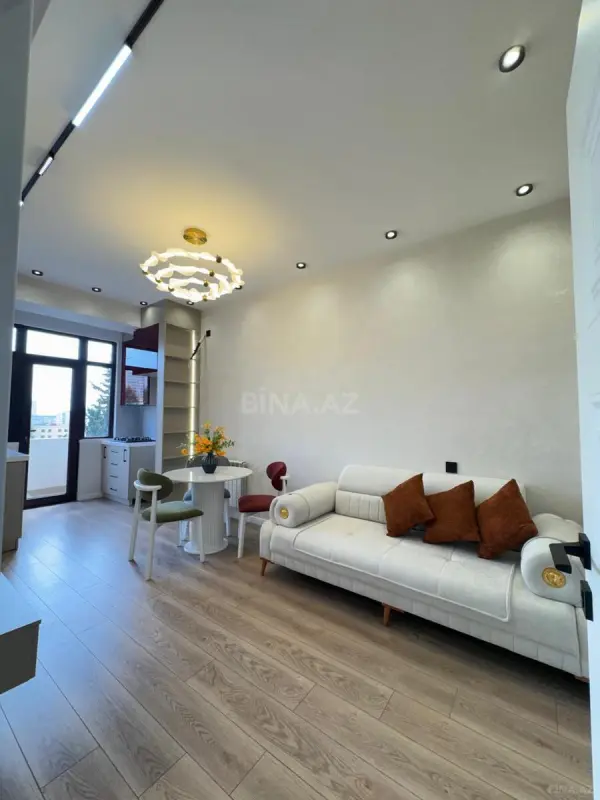 Satılır 2 otaqlı mənzil 53 m²