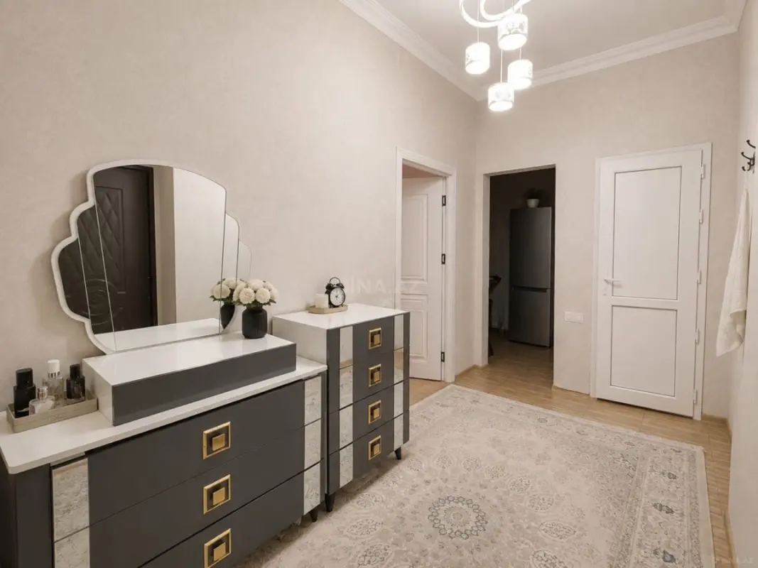 Satılır 2 otaqlı mənzil 52 m²