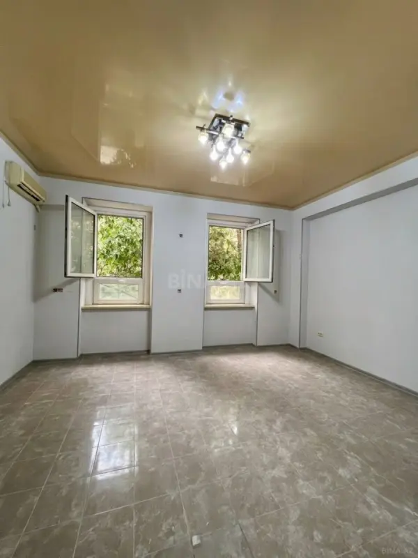Kirayə verilir 3 otaqlı ofis 80 m²