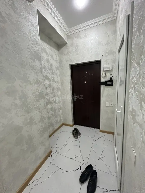 Satılır 2 otaqlı mənzil 57 m²