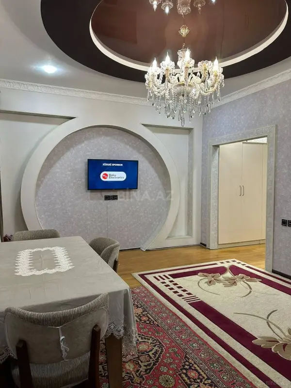 Satılır 3 otaqlı mənzil 105 m²
