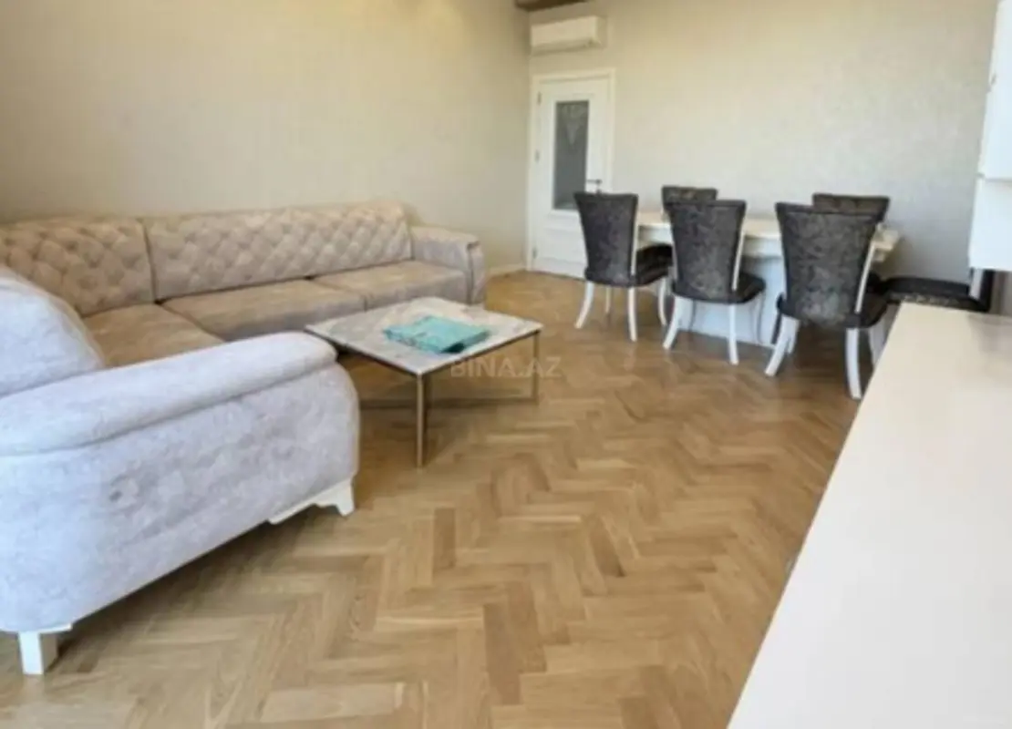 Kirayə verilir 3 otaqlı mənzil 97 m²