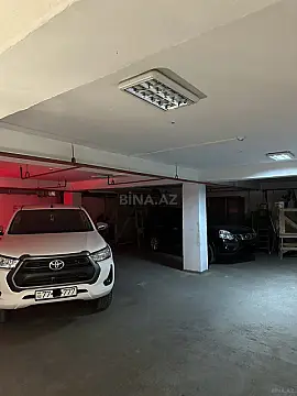 Kirayə verilir qaraj 17 m² — Bakı, Bakıxanov 17.00 m²