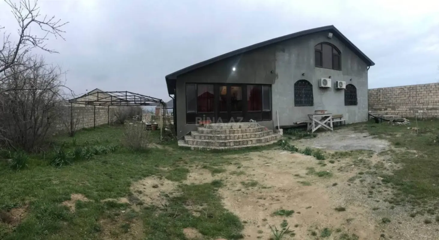 Satılır 3 otaqlı həyət evi 150 m²