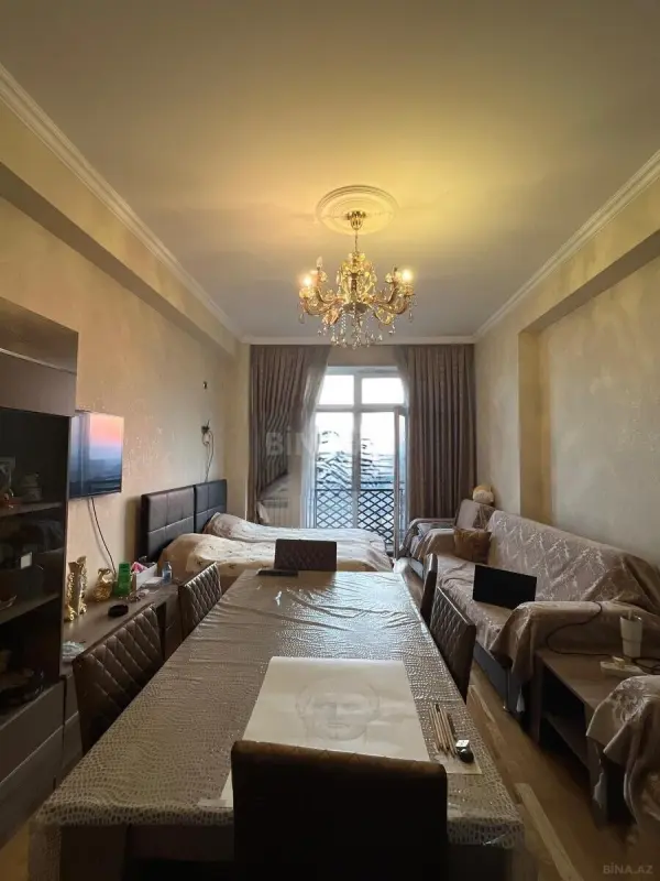 Satılır 2 otaqlı mənzil 68 m²