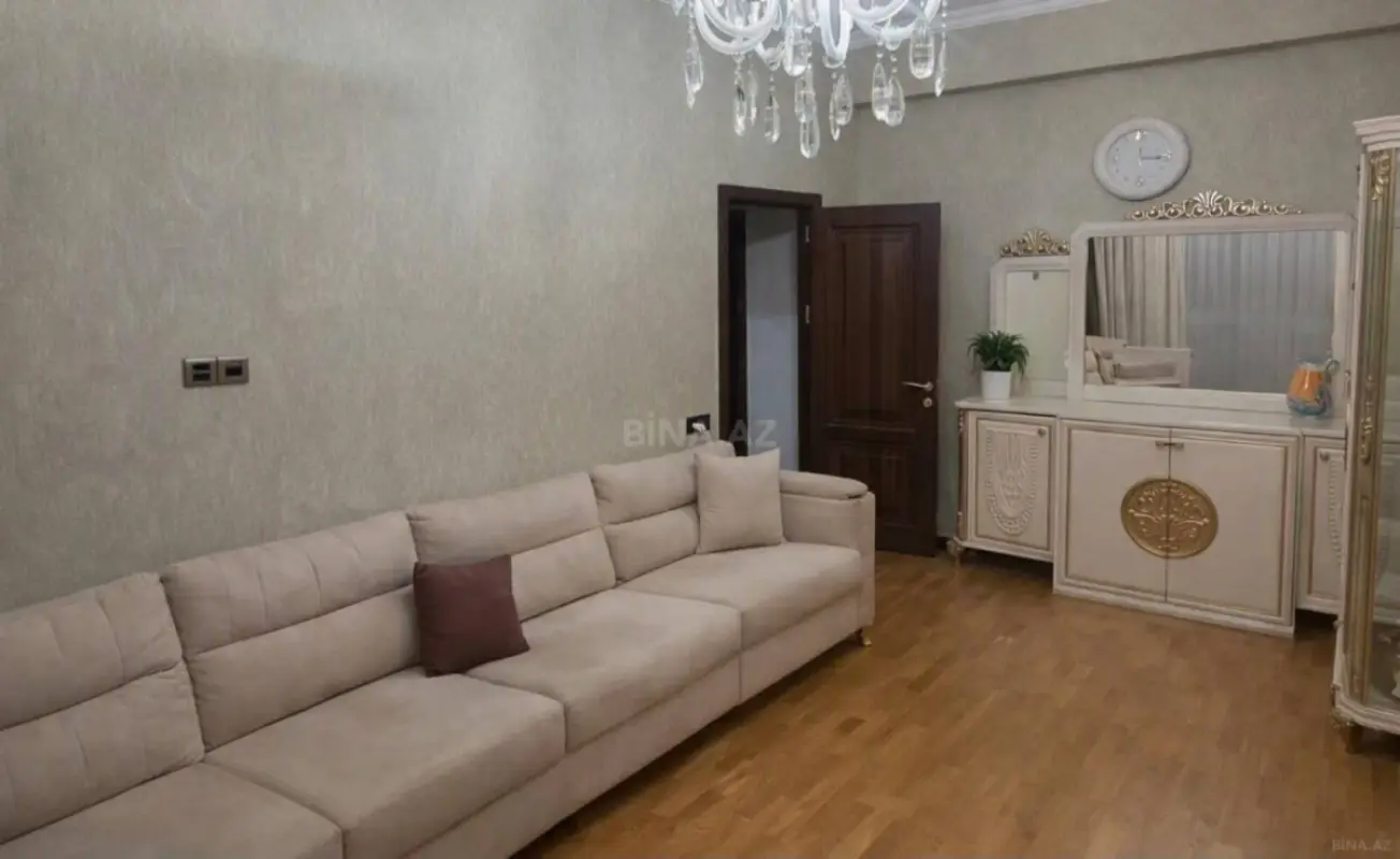 Satılır 2 otaqlı mənzil 59 m²