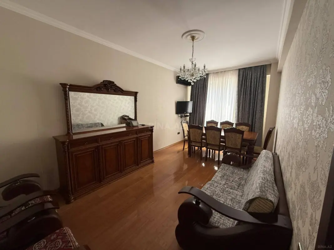 Kirayə verilir 2 otaqlı mənzil 65 m²