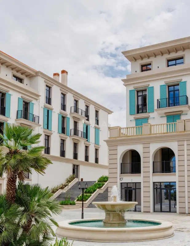 Satılır 2 otaqlı mənzil 92 m²
