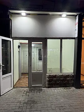 Kirayə verilir obyekt 15 m² — Bakı 15.00 m²