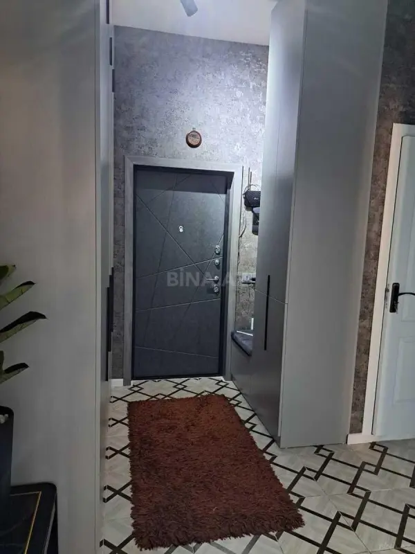 Satılır 4 otaqlı mənzil 107 m²