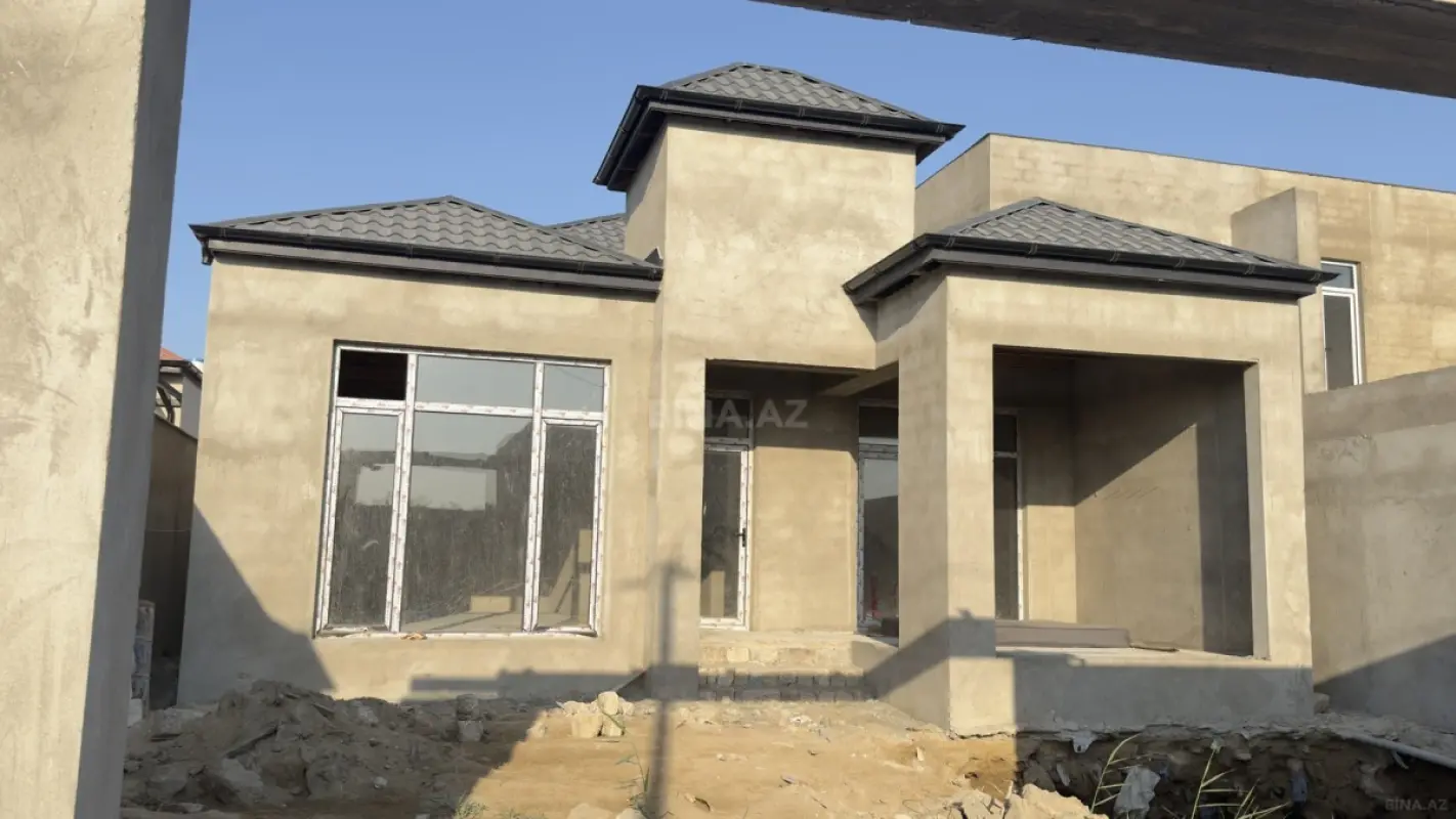 Satılır 1 otaqlı həyət evi 115 m²
