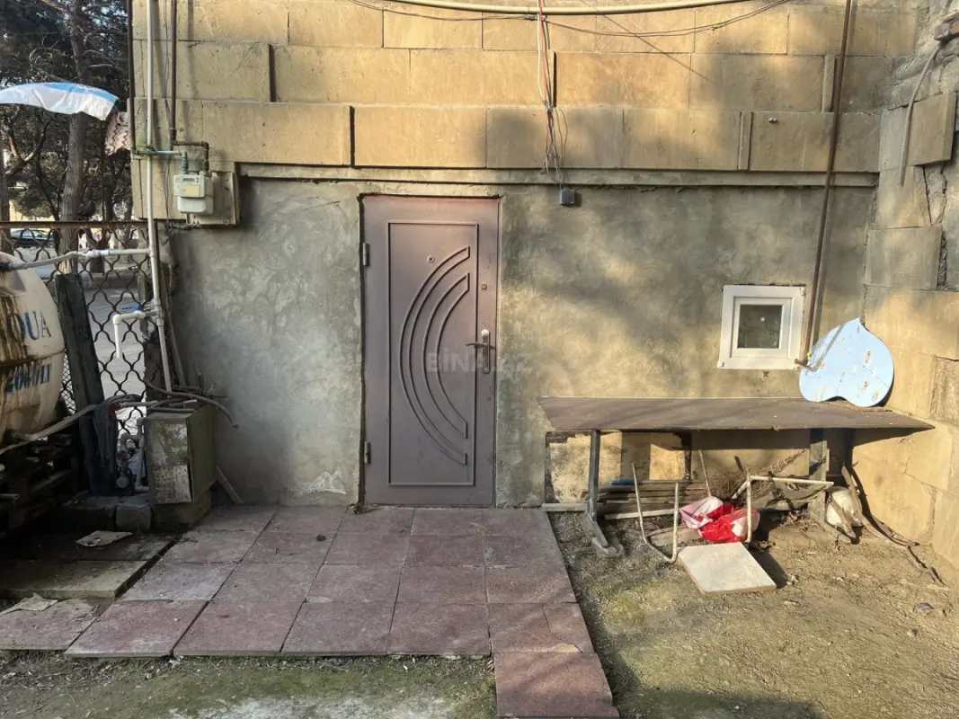 Satılır 1 otaqlı mənzil 60.9 m²