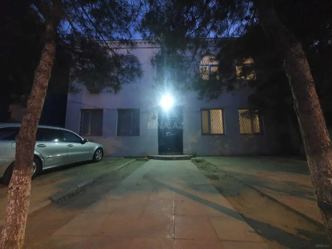 Satılır obyekt 285 m²