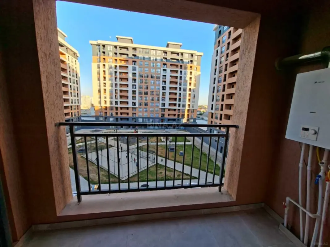 Satılır 2 otaqlı mənzil 72 m²
