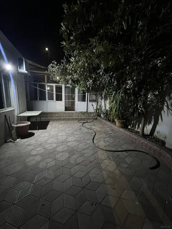 Satılır 3 otaqlı həyət evi 100 m²