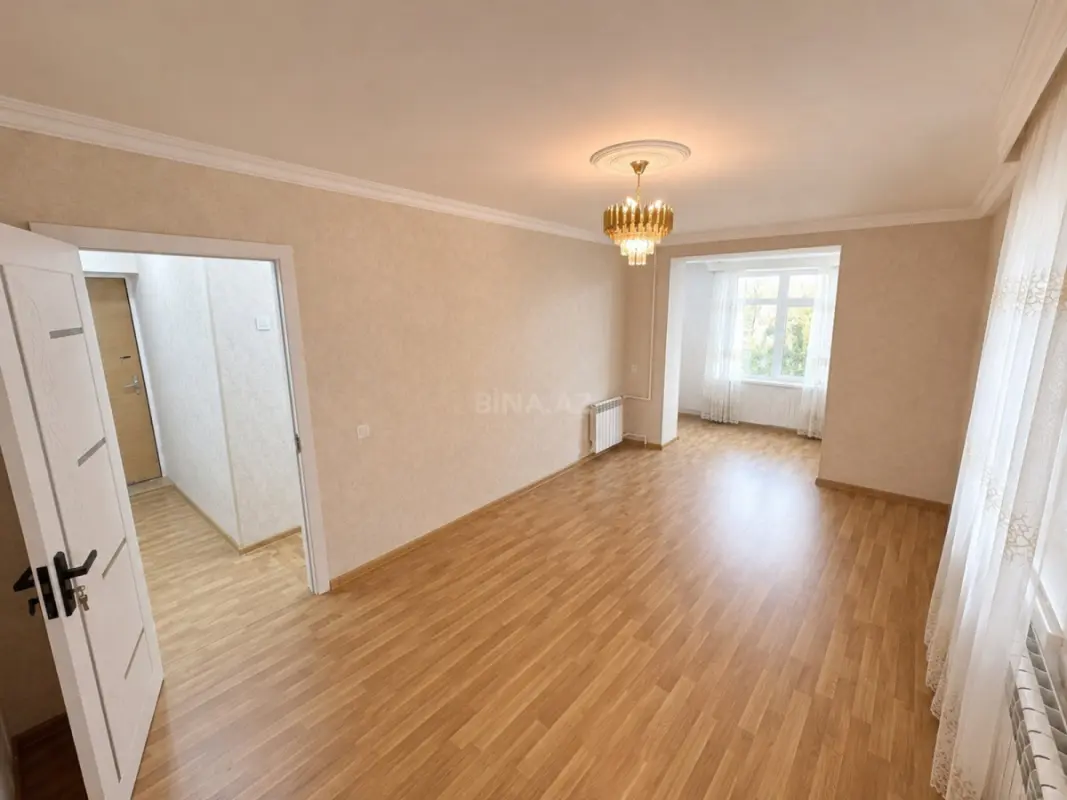 Satılır 1 otaqlı mənzil 40 m²