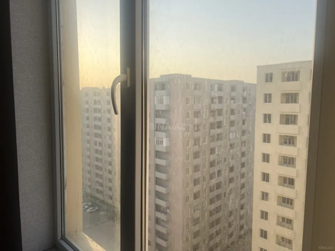 Satılır 1 otaqlı mənzil 67.6 m²