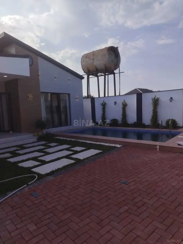 Satılır 4 otaqlı həyət evi 150 m²