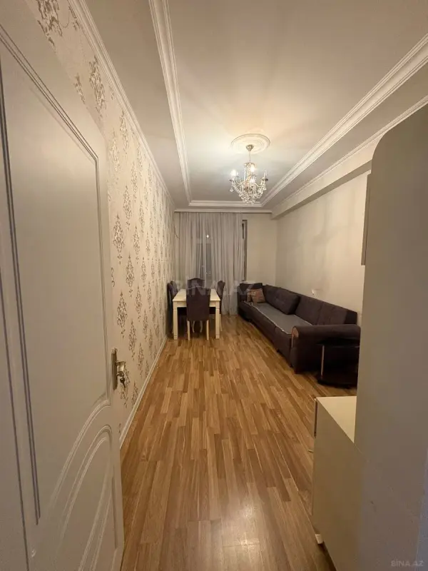 Satılır 2 otaqlı mənzil 87 m²