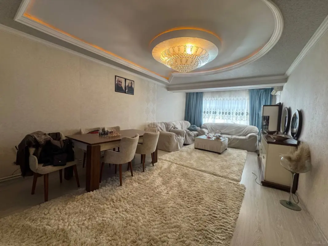 Satılır 3 otaqlı mənzil 120 m²