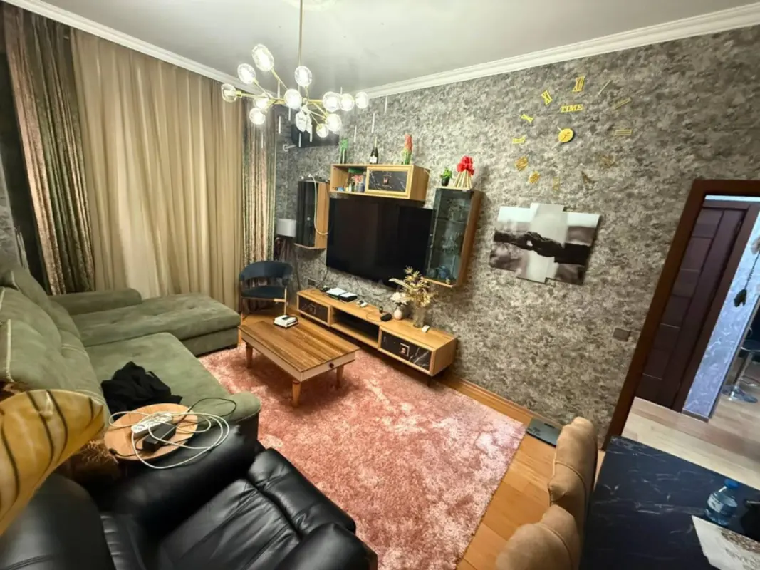 Satılır 3 otaqlı mənzil 87 m²
