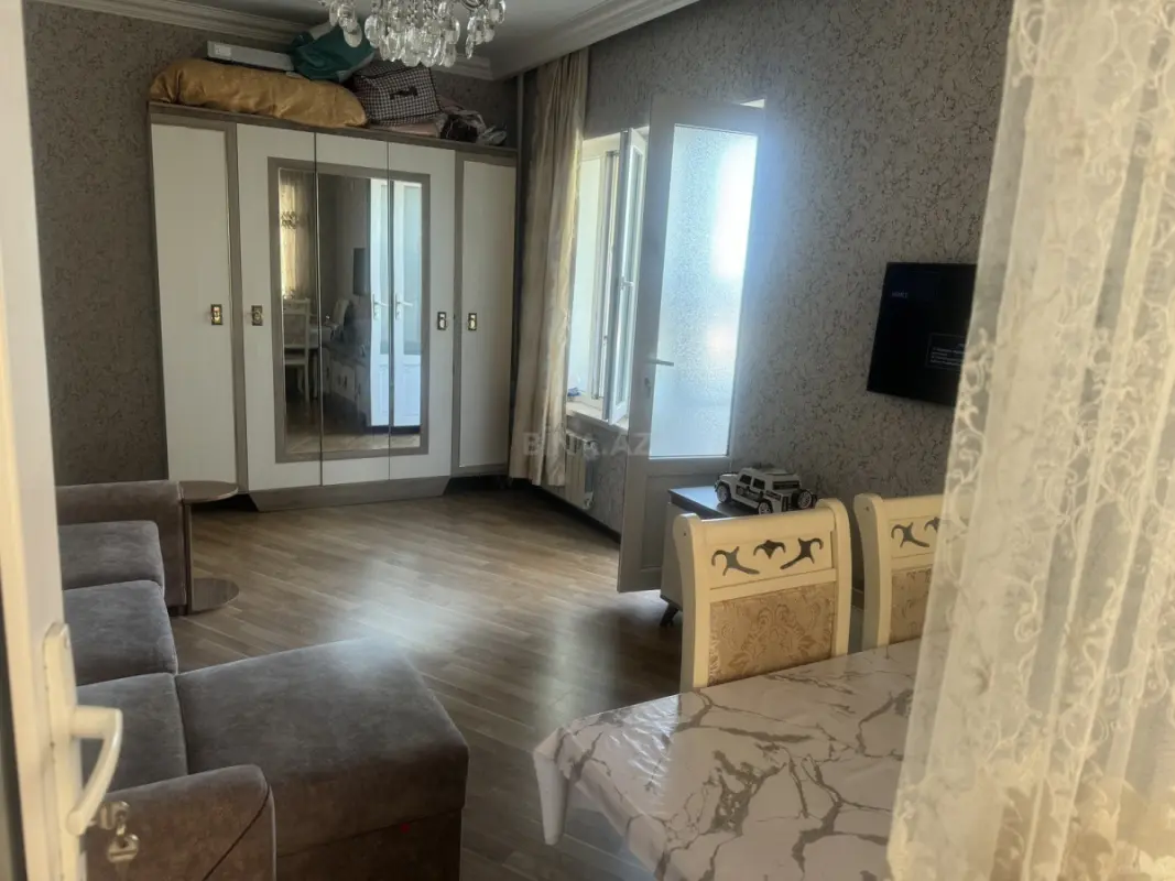 Satılır 1 otaqlı mənzil 33 m²