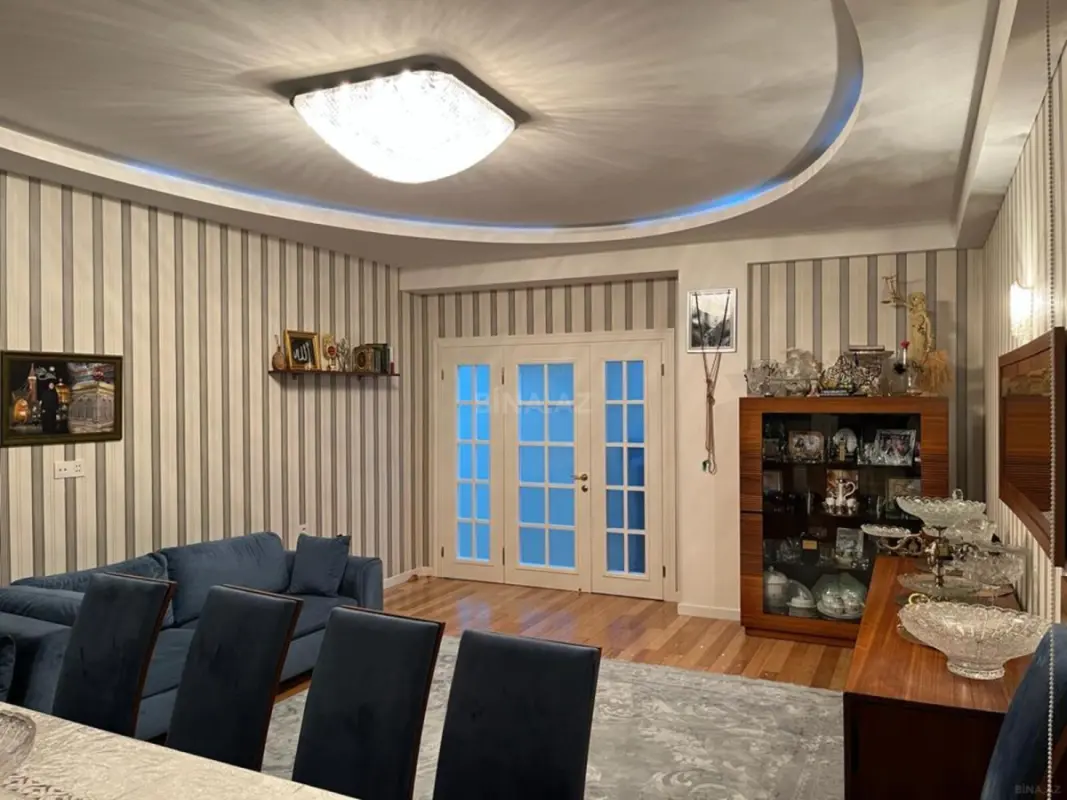 Kirayə verilir 3 otaqlı mənzil 110 m²