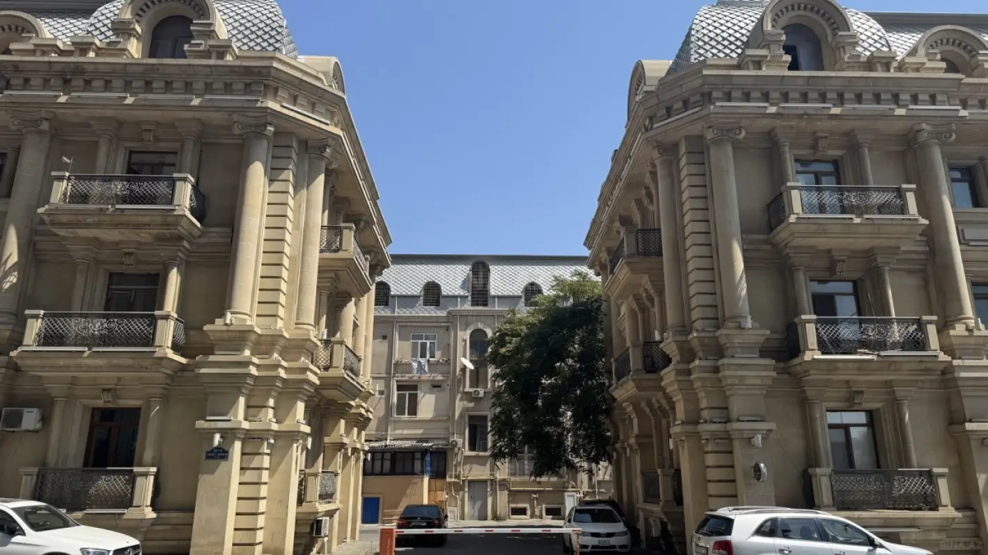 Satılır 2 otaqlı mənzil 39 m²