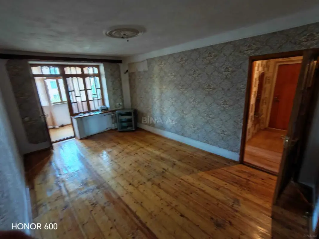 Satılır 3 otaqlı mənzil 85 m²