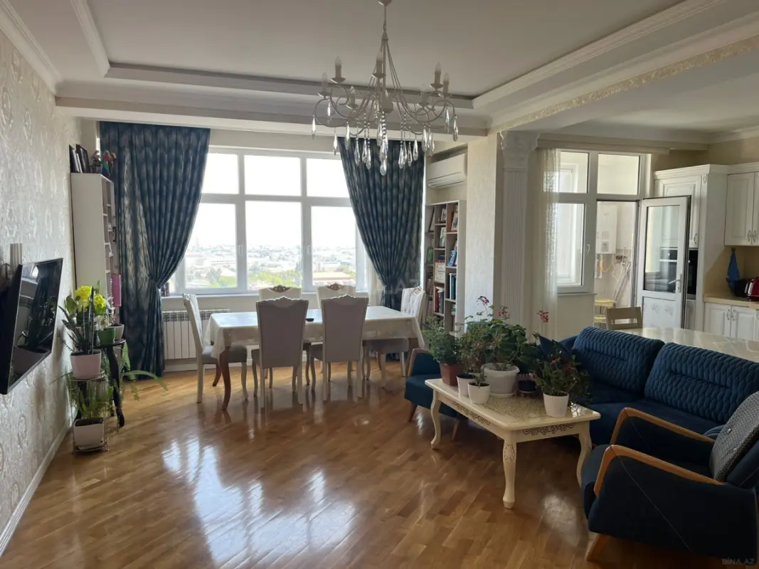 Kirayə verilir 3 otaqlı mənzil 120 m²