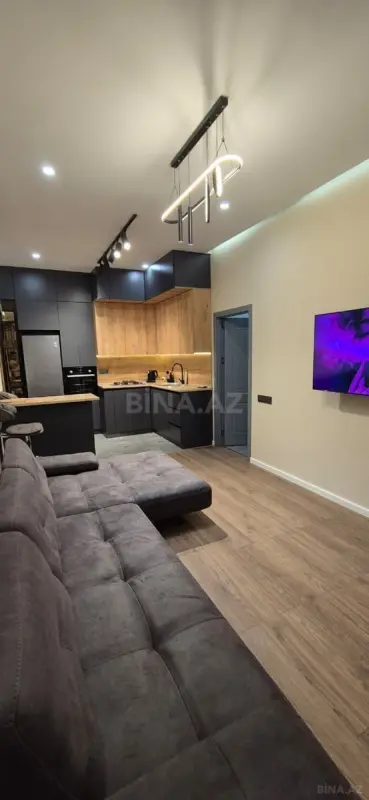 Kirayə verilir 2 otaqlı mənzil 70 m²