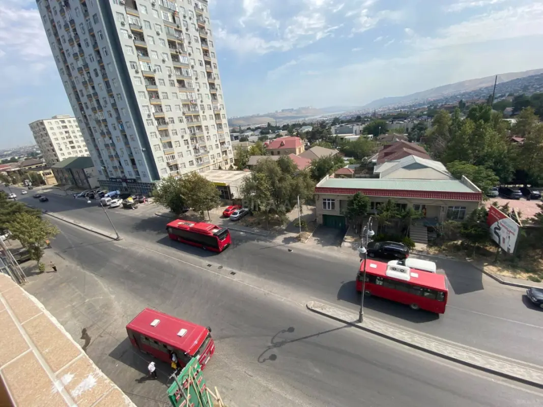 Satılır 3 otaqlı mənzil 77 m²