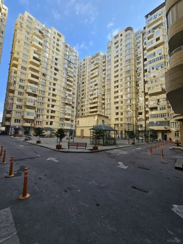 Satılır 3 otaqlı mənzil 100 m²
